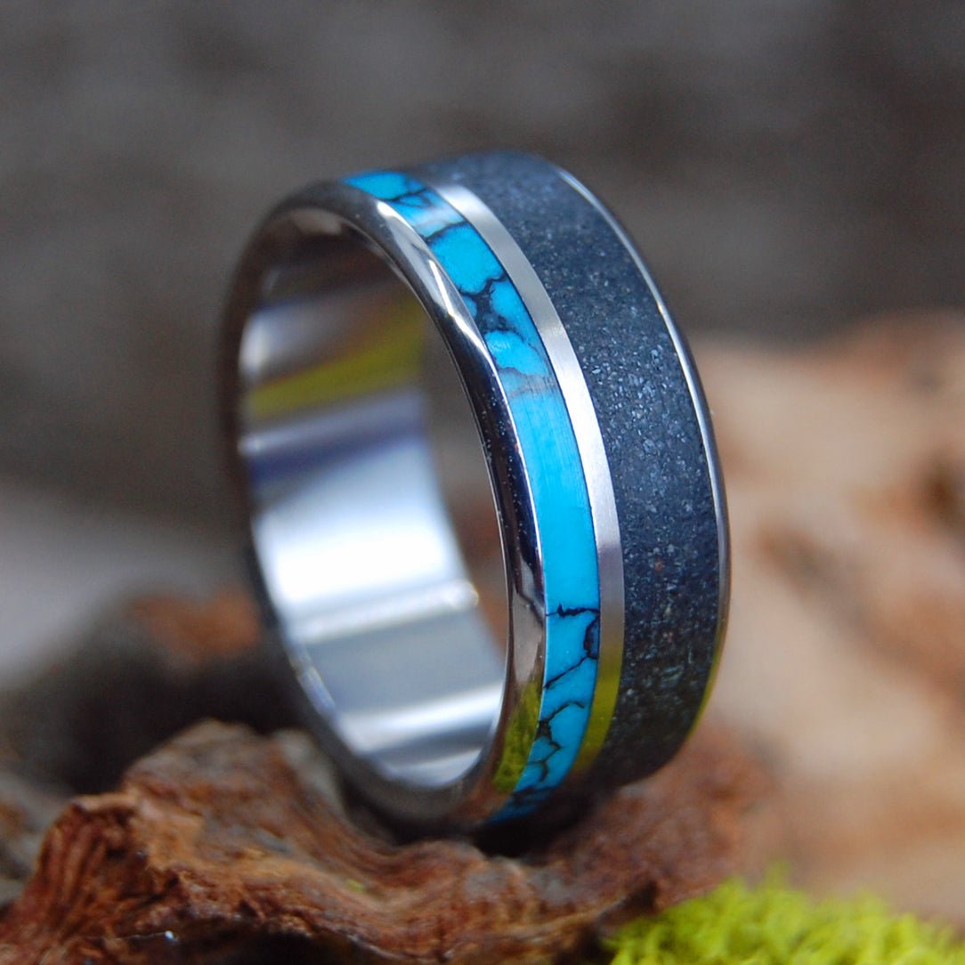 Turquoise Aurora Over Vik | Men's Turquoise, Black Icelandic Beach Sand & Titanium Wedding Ring - Minter and Richter Designs