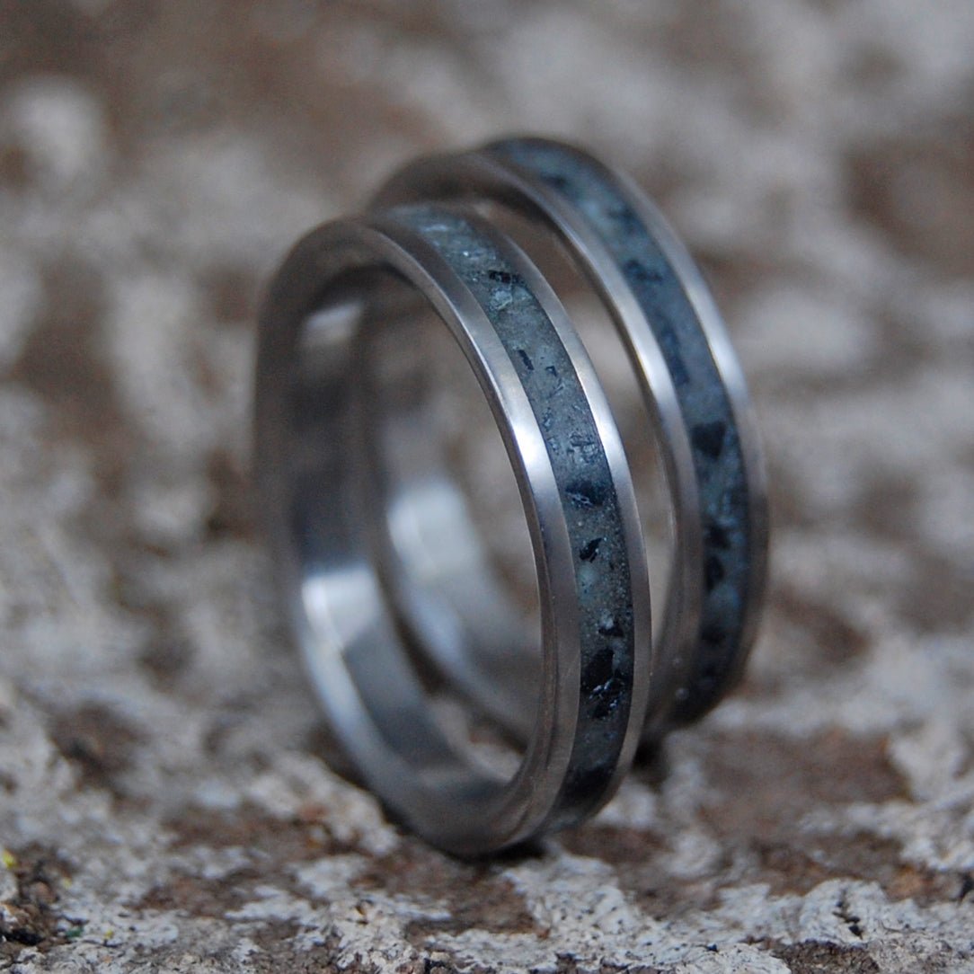 Volcanic Ash And Lava | Icelandic Volcanic Beach Sand And Lava - Unique Wedding Ring Ring - Minter and Richter Designs