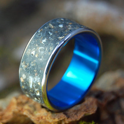 Volcanoes Of Patagonia | Men's Argentina Patagonia Beach Sand, Lava & Titanium Wedding Ring - Minter and Richter Designs