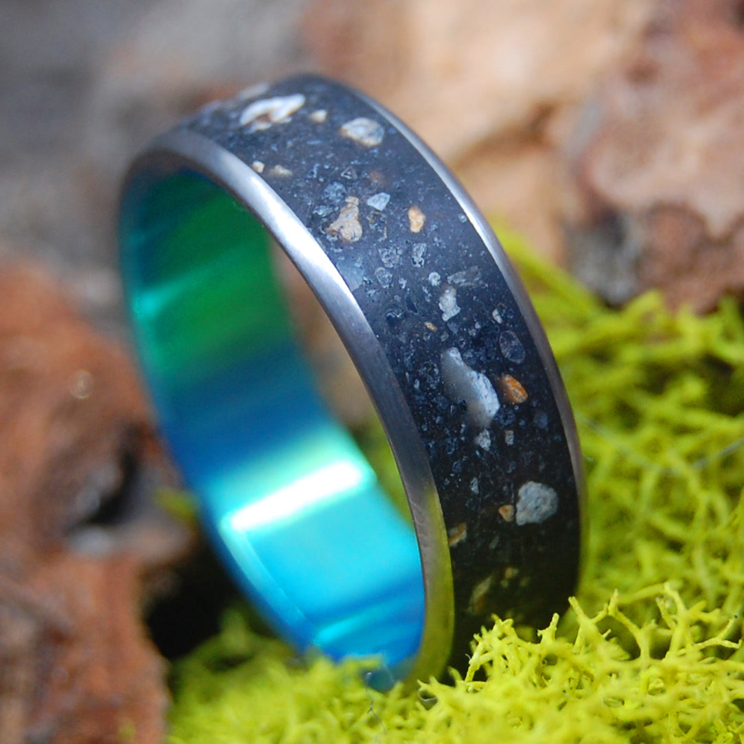 UNDER THE AURORA | Icelandic Beach Sand & Lava - Titanium Wedding Rings - Minter and Richter Designs