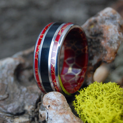 THOSE DAYS | Red Gold Webbed Jasper & Onyx Stone - Titanium Wedding Ring - Minter and Richter Designs